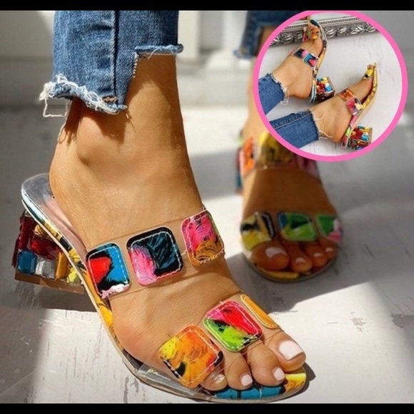 🆕🐝Colorful Strappy Heeled Sandals - Picture 2 of 6